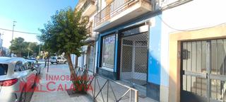 Location Local commercial à Avenida andrés segovia 12. ¿sera esta tu local para tu negocio?