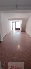 Location Local commercial à Avenida andrés segovia 16. ¿como ves tu negocio aquí?