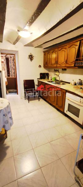 Foto d992bbde-e7db-4c73-8cf3-30184f84feda. Casa a Baeza