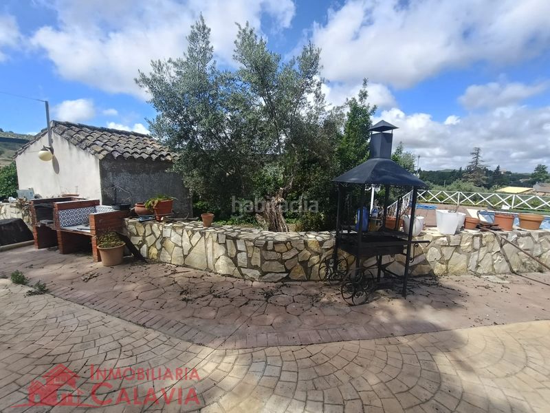 Foto d634986e-52ba-4226-a142-01a44aa7c5bf. Xalet amb xemeneia calefacció piscina a Baeza
