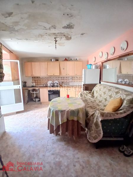 Foto 95b1e48d-7429-43ed-8a20-1d4c8c2cc229. Casa  en venta en Ibros