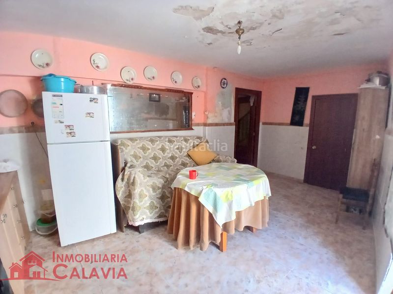 Foto b60df8a9-f2bd-4be1-970d-2385f042cc18. Casa  en venta en Ibros