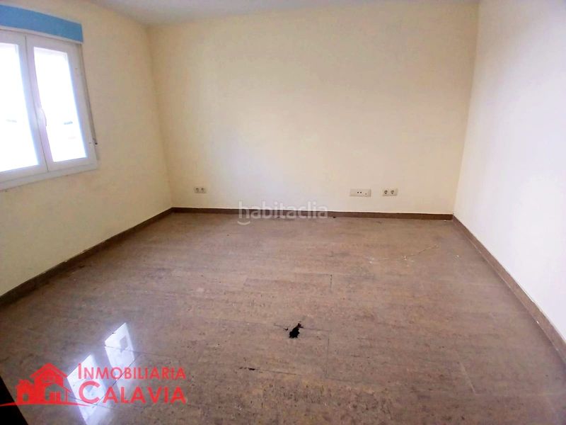 Foto 6019af5f-511a-4e5e-94d4-7e20912a6c5f. Local comercial a Baeza