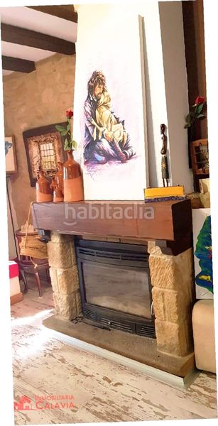 Foto 514b0531-07e2-41bd-8acb-f1ffa5a61dae. Casa amb xemeneia a Baeza