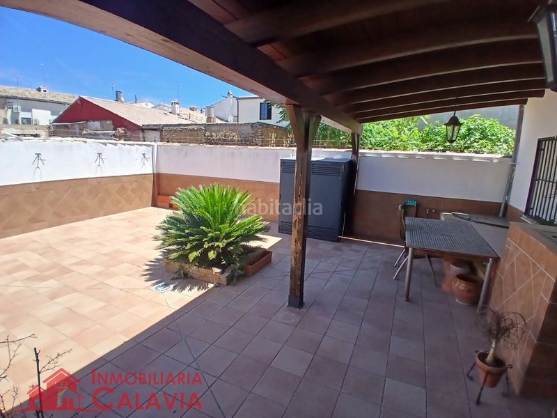Foto ea0f9738-4d59-41c6-a7ae-5ce227302b2b. Casa amb xemeneia calefacció aparcament a Baeza
