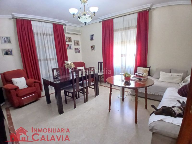 Foto 509bd882-aa31-451a-bf23-f40265d88da5. Casa a Baeza