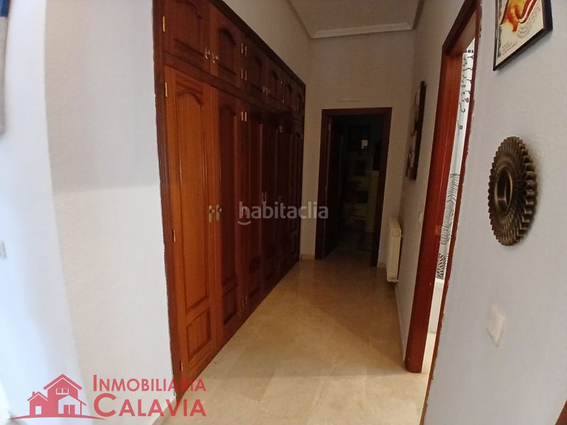 Foto 8ca9a6a0-0fbb-443d-ac3c-eb7ce5254013. Casa a Baeza
