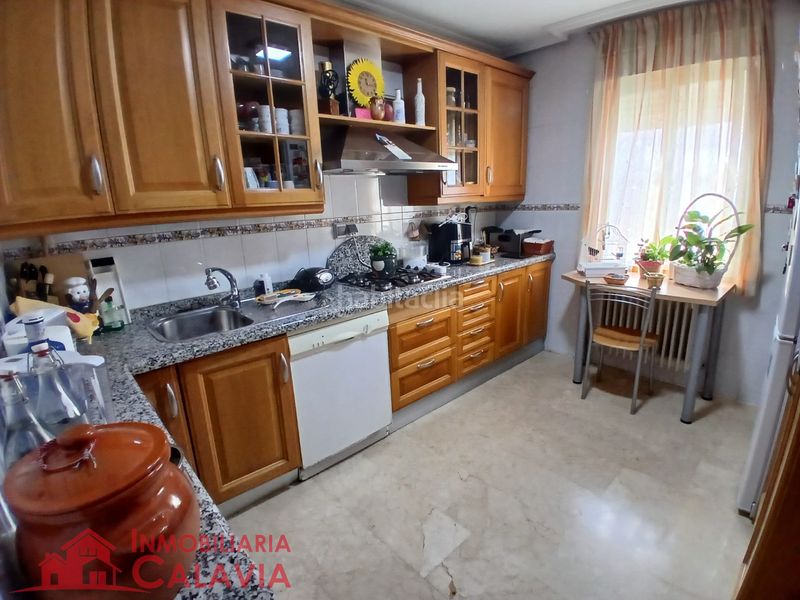 Foto dfffcccf-6c89-447b-8f1e-5f32ea561ad8. Casa a Baeza