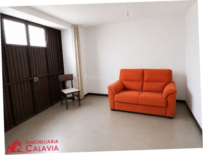 Foto eef40aa6-3486-493a-ab0c-2b4bd86f4c84. Casa con parcheggio in Baeza