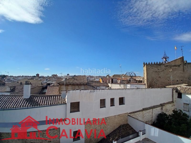 Foto c670fcd7-ae57-4f14-87e9-339ce48dc334. Lloguer pis a plaza españa 5 a Baeza