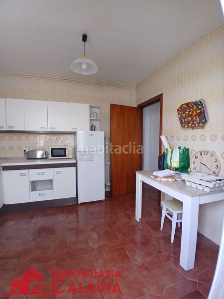 Foto f38f41a7-51c1-4e41-9a8e-6f087f8e0241. Lloguer pis a plaza españa 5 a Baeza