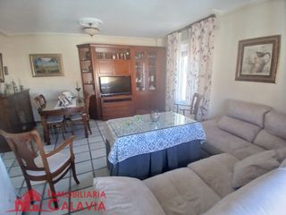 Flat in Baeza. Precioso piso en la zona del parque vivero