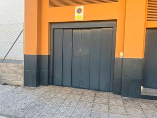Aparcament cotxe a Carrer de vilanova d'avinyó 35