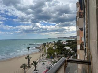Apartament a Paseo marítimo 98. Piso centrico