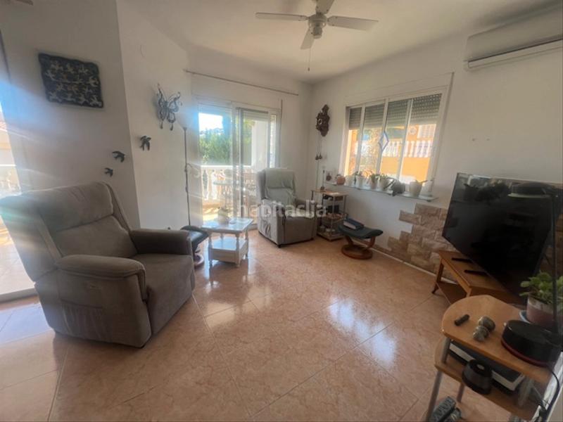 Foto c9c41754-809a-4c72-a4e2-8df2dcdaddd8. Casa adosada en carretera de l estación 113 chalet adosado esquinero en Peñíscola