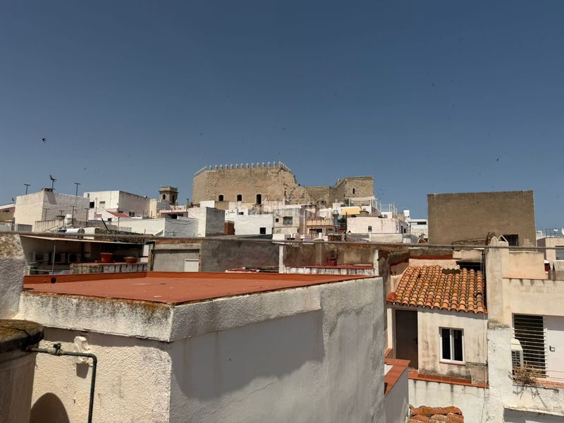 Foto d883403b-846c-4210-98e7-7010ec37c5c6. Casa adossada a calle mayor 2 a Centro-Casco Antiguo Peñíscola