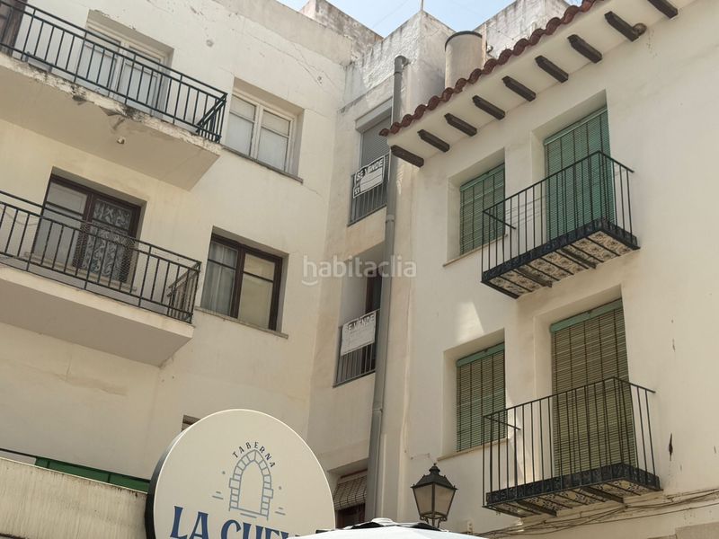 Foto f48d40b2-28b8-477e-af87-a2d2952a0725. Casa adossada a calle mayor 2 a Centro-Casco Antiguo Peñíscola