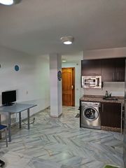 Location Studio à Calle roberto olid 13. Estudio en alquiler en gamonal - arroyo de la miel