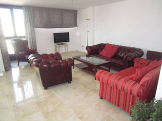Etagenwohnung in Casco Histórico. Piso en venta