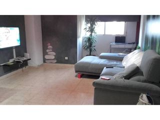 Pis en Estaci�n - Universidad. Piso en venta