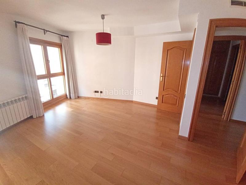 Foto b9a0ee6b-eb70-4b92-bdaf-5ea40dacdb22. Pis amb calefacció aparcament a Parque RIbalta - Plaza de Toros Castellón de la Plana