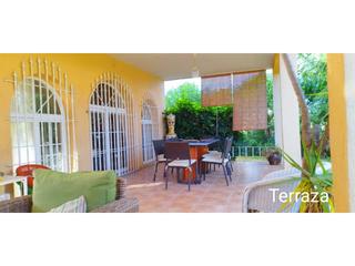 Xalet a Madrigal. Venta de villa en vilareal