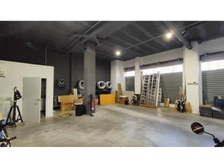 Local commercial à Ensanche - Parque del Oeste. Local en venta en sur12006