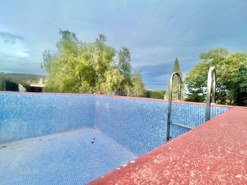 Foto bac62bbd-7ef2-41de-8cdf-35f8ce7c8fba. Xalet amb aparcament piscina a Onda