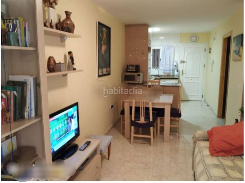 Foto f4c63cde-8029-46c6-9011-d33017c77429. Piso venta de piso en orpesa en Centro Oropesa del Mar
