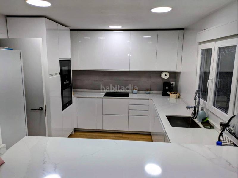 Foto 9c841654-0d1d-4456-99f7-5091a1577d82. Chalet avec parking piscine dans Estación - Universidad Castellón de la Plana