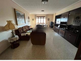 Pis  Prim. Venta de un amplio piso en castelló de la plana