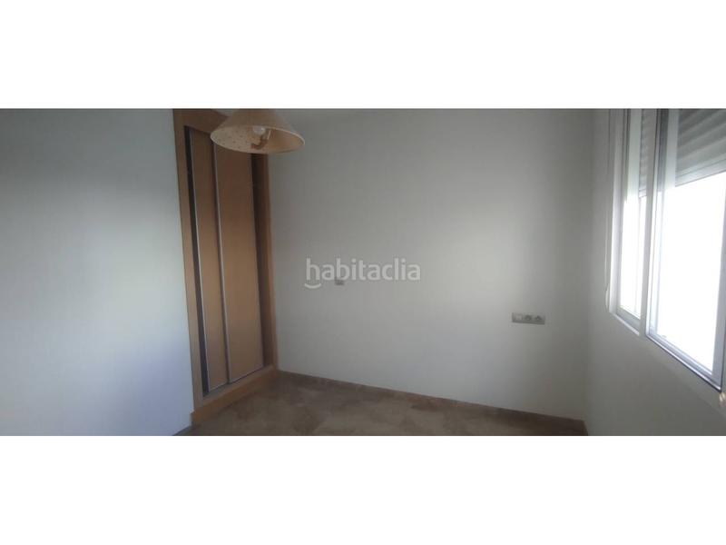 Foto 3cd2b0da-fadf-49e2-8f05-8ec2f89ec02a. Àtic amb aparcament a Centro Almazora / Almassora