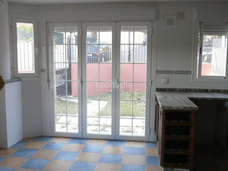 Foto 2aab0f40-d114-4ec8-885b-337e398ba2c3. Casa amb aparcament a Borriol