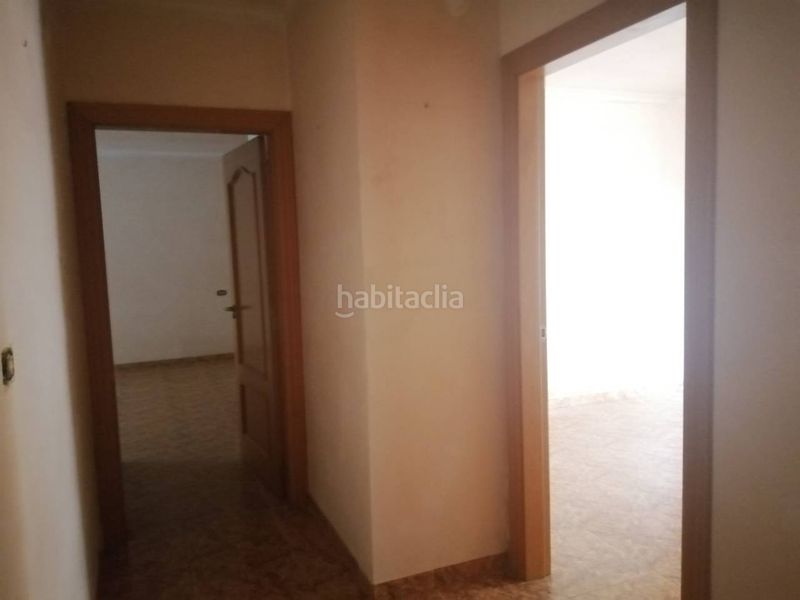 Foto 693843a4-e8a1-4046-aadd-839fc0193245. Edifici a Centro Almazora / Almassora