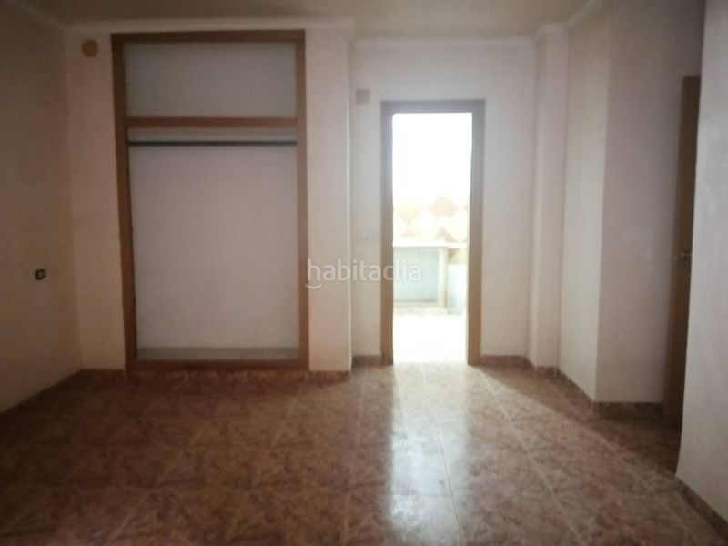 Foto b66a94bb-2b4b-4aba-9e79-6a3a71c225e2. Edifici a Centro Almazora / Almassora