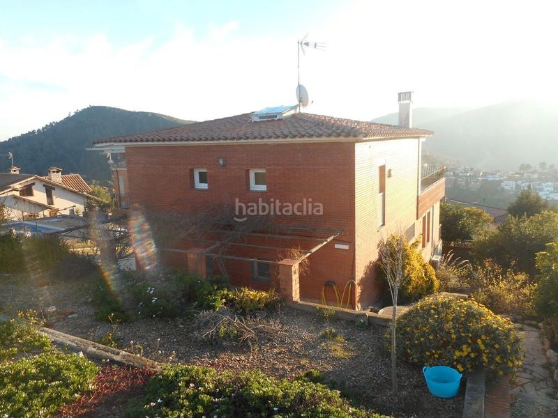 Foto ea450f09-2a06-46f2-86e5-937de7745d26. Casa con camino riscaldamento parcheggio in Vallirana