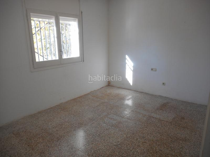 Foto 833cd0d3-a57d-4fcb-85a4-d968c08dba9f. Casa amb xemeneia aparcament a Vallirana