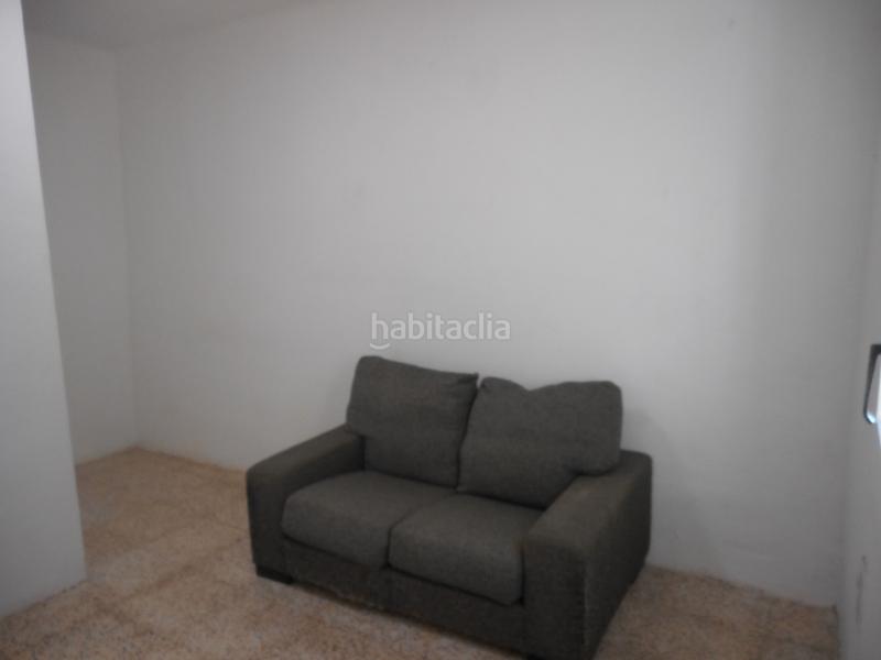 Foto a5d333e8-2831-4044-be6d-100f23c5b8a3. Casa amb xemeneia aparcament a Vallirana