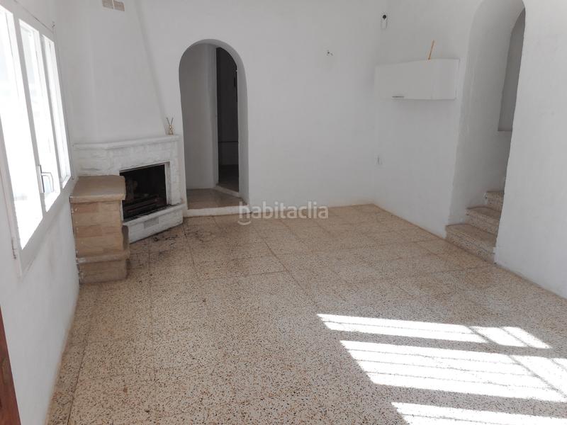 Foto e75e421f-40e8-4273-8379-23121c7857e8. Casa amb xemeneia aparcament a Vallirana