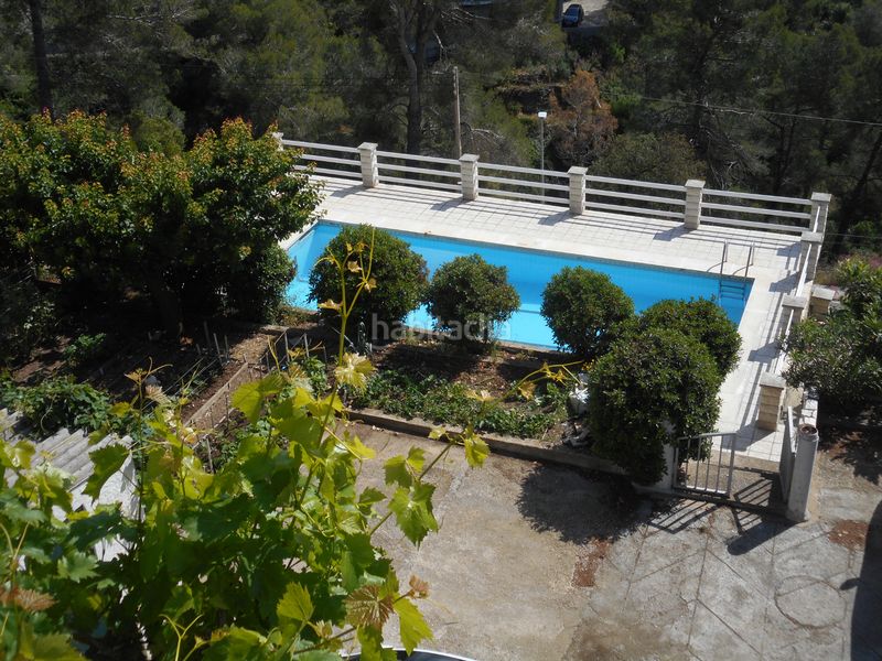 Foto 0df06e34-c5ce-410d-a13e-d6ee6b68d6b8. Casa amb xemeneia calefacció piscina a Olesa de Bonesvalls