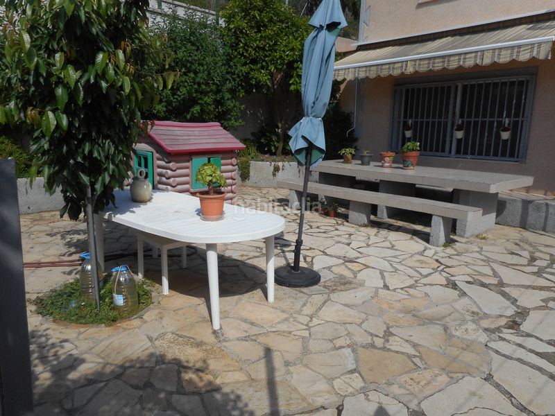Foto bd35e537-b832-44a7-b41a-30d504de09ed. Casa amb xemeneia calefacció piscina a Olesa de Bonesvalls