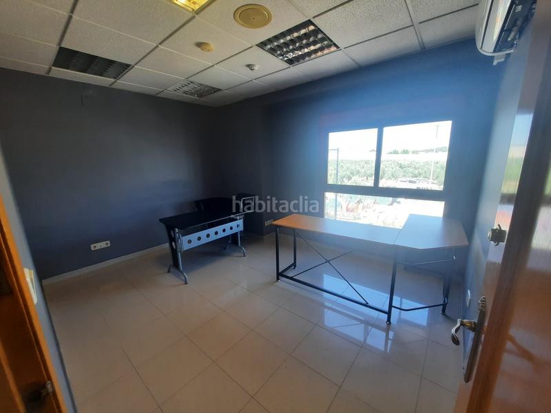 Foto 5d3ab5ae-636b-4e05-8459-9b75604aa9b8. Rent office space with heating in Renfe - Bulevar 1ª y 2ª Fase Jaén