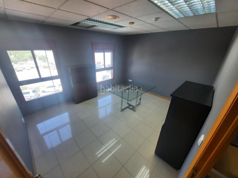 Foto ee68f129-a9e8-4d78-b99c-879dd965845b. Rent office space with heating in Renfe - Bulevar 1ª y 2ª Fase Jaén