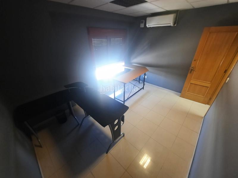 Foto 1477782d-b43d-4fd5-b746-7614c6500d61. Alquiler oficina en Renfe - Bulevar 1ª y 2ª Fase Jaén