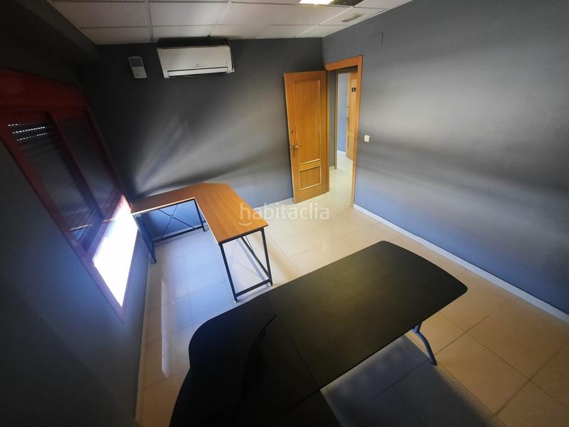 Foto 32f48098-c43b-4753-bb04-ed928d0799e6. Alquiler oficina en Renfe - Bulevar 1ª y 2ª Fase Jaén