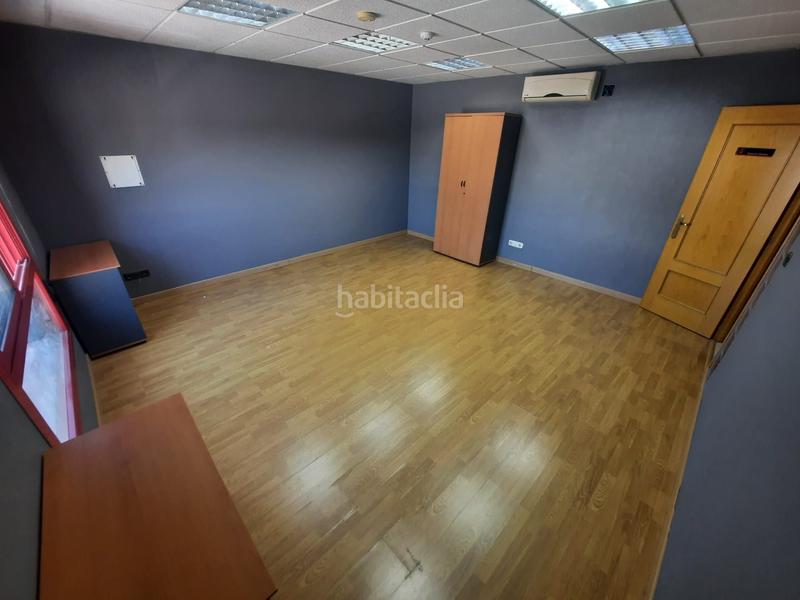 Foto 9a4fbfa6-9979-4c5f-8261-65a9def0f170. Alquiler oficina en Renfe - Bulevar 1ª y 2ª Fase Jaén