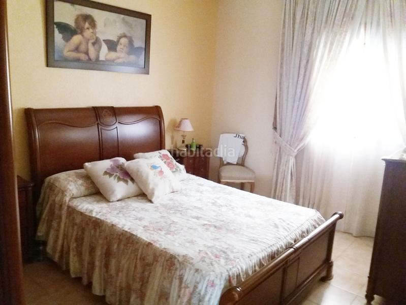Foto 78b6b5d2-f868-4b3c-a487-921792e64a46. Casa a schiera con riscaldamento in San Felipe - El Almendral - La Merced Jaén