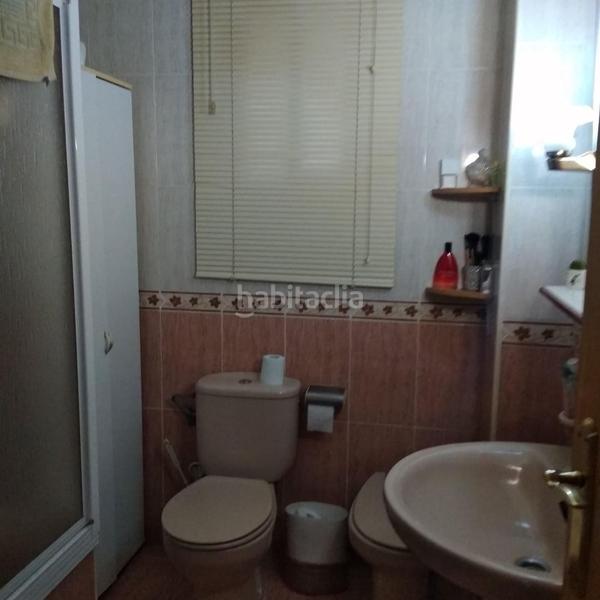 Foto b48f3868-8623-4146-81d3-135df6cf9cf2. Piso en Ctra. Circunvalación - La Magdalena Jaén