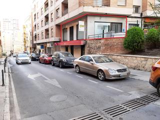 Local commercial à Calle Millán de Priego 35
