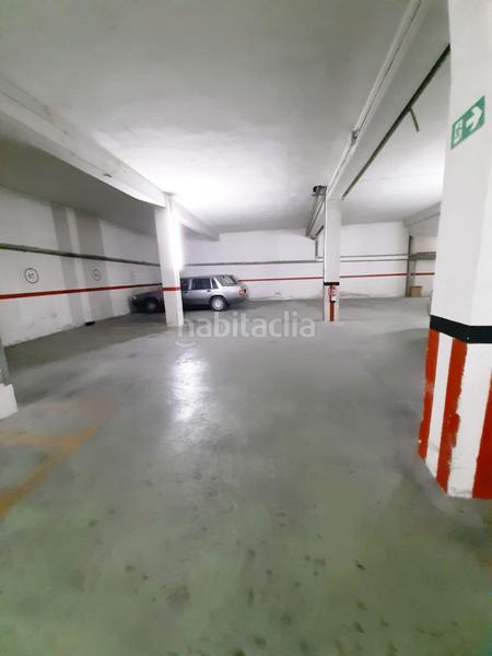 Foto fbe407a3-7df6-4f87-aff6-c32681fb8fd3. Parking coche en avenida ruiz jiménez 2 en Avda de Madrid - Pº de la Estación Jaén